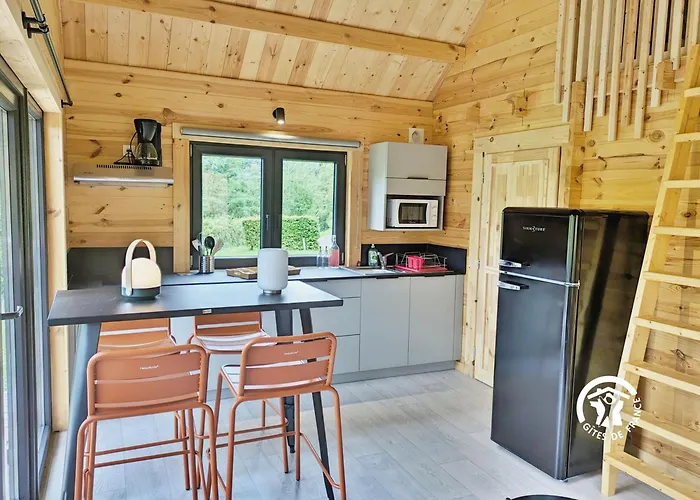 25 Le Vicoin, De Coupeau, 4 Personnes * Saint-Berthevin